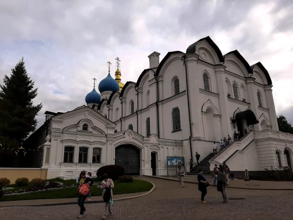 На территории Кремля. Благовещенский Собор