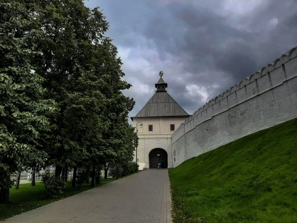 Тайницкая башня Кремля