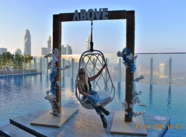 Бассейн моего отеля Taj Jumeira Lakes Towers