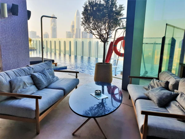 Мой отель в Дубае Taj Jumeira Lakes Towers