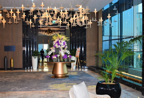 Мой отель в Дубае Taj Jumeira Lakes Towers