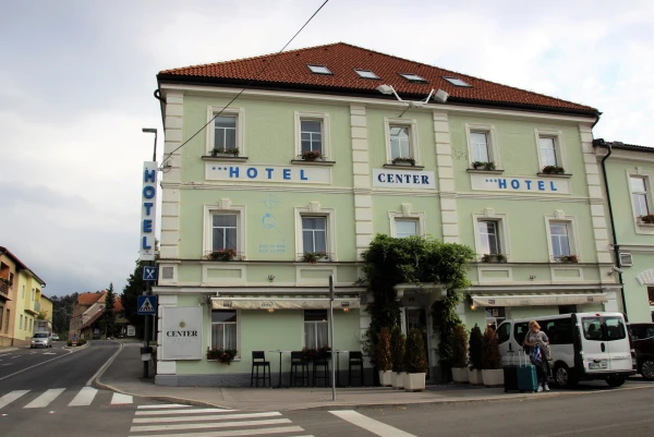 Словения. Постойна. “Hotel Center” 3* (ex. “Hotel &amp; Hostel Sport” 3*). 