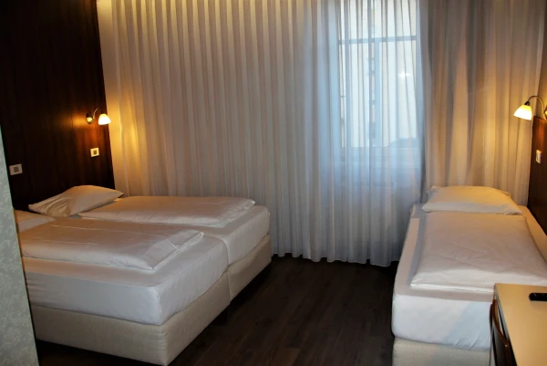 Словения. Постойна. “Hotel Center” 3* (ex. “Hotel &amp; Hostel Sport” 3*). 