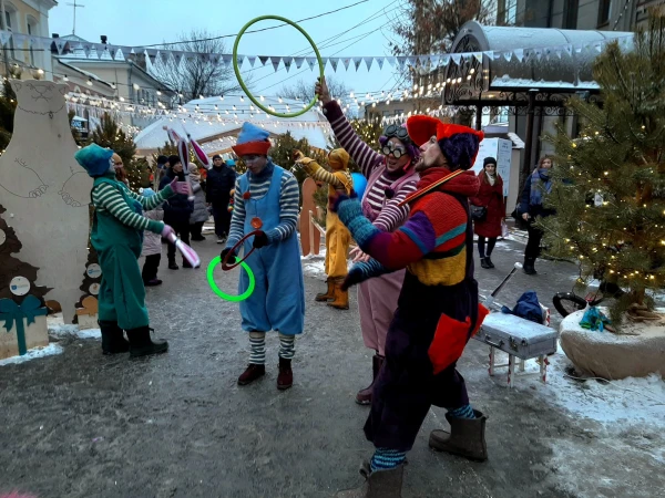 На ул. Театральная у ТЮЗа
