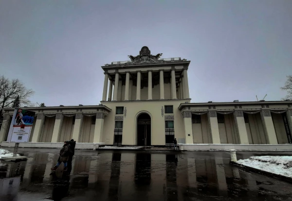 На ВДНХ