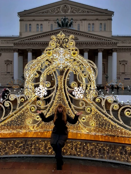 На Театральной площади