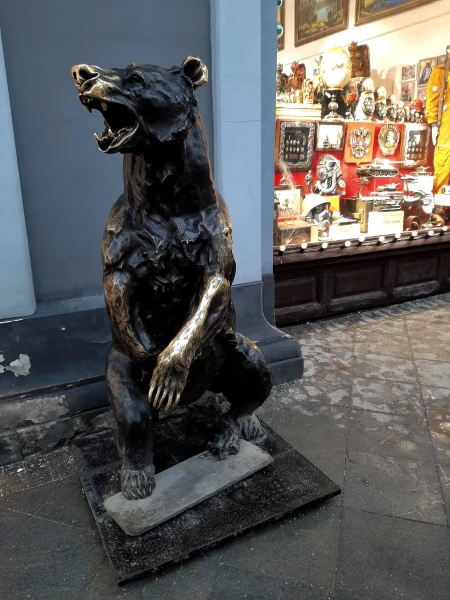 На ул. Никольская