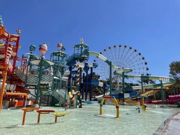 Candyland aquapark