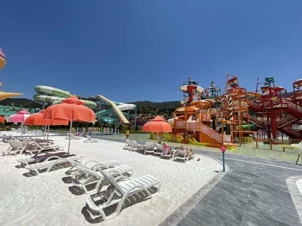 Candyland aquapark