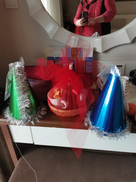 Отель нам сделал новогодние подарки
