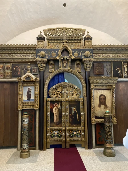 Иконостас 