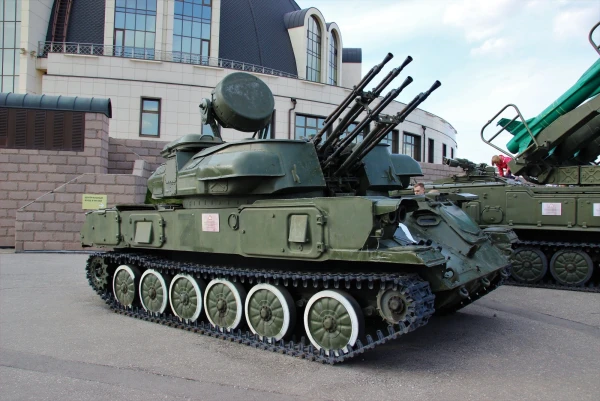 Тульский государственный музей оружия (Тула).