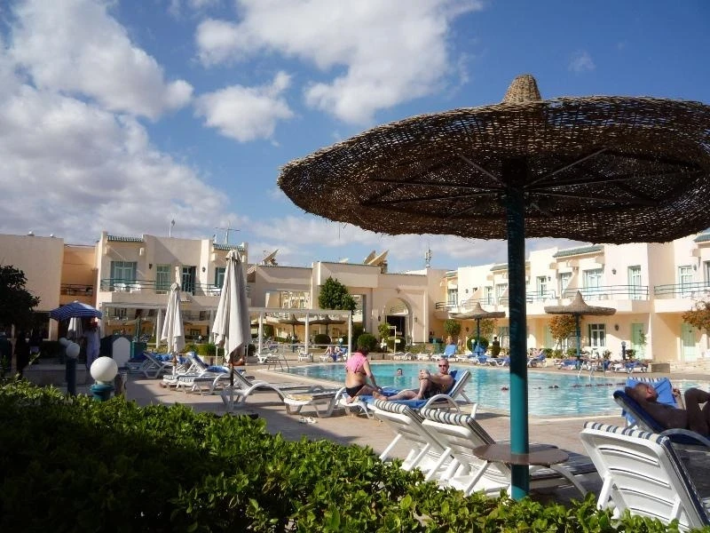 pool view/ у бассейна