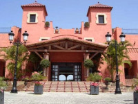 Villa Mandi Golf Resort