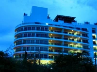 Royal Beach View 4*