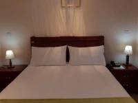 Longview Suites 5*