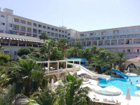 Oscar Resort