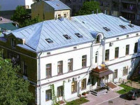 Letuchaya Mysh Hotel