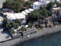 Akrotiri Hotel 4*