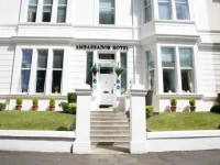 Ambassador 3*