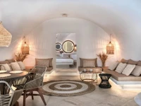 White Santorini 4*
