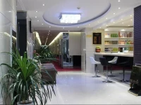 Junze Business Hotel 