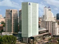 Hilton Warsaw Hotel and Convention Centre 5*