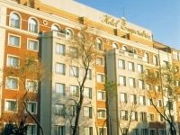 Hesperia Emperatriz 4*