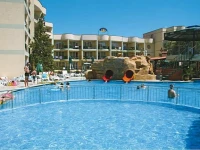 Sunny Day Club (РЎР°РЅРЅРё Р”СЌР№ РљР»Р°Р±) 3*