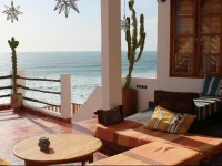Hashpoint Surf Camp 