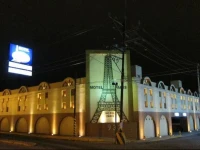Motel Paris 3*