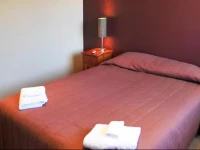Woodbourne Tavern & Motel 