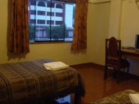 Hostal Alfonso II 3*