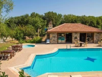 Doga Apartments 