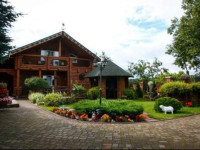 Uyut House