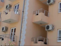 Sun Hostel Budva 2*