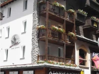 Alpine Lodge 4*