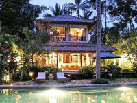 Villa Ria Sayan
