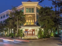 Angkor Holiday Hotel 4*
