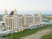 Jadore Deluxe Hotel &amp; Spa 