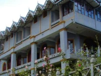Silver Falls Hotel 2*