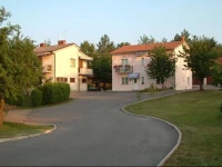 Surina Guest House 3*