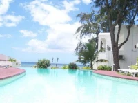 Oasis Beach Club 