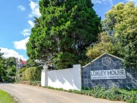 Loxley House 4*