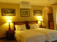 The Woodpecker Inn
