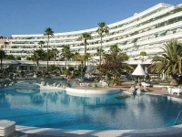 Altamira Apartments 3*