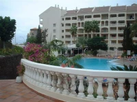 Castle Harbour Apartments 3*