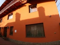 Pensiunea Casa Zarnesteana 