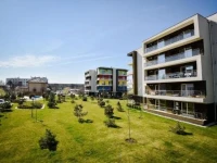 Airport Residence 
