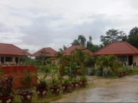 Phouphet Hotel 2*